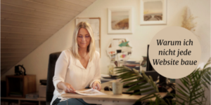 Cornelia Krebs im Büro